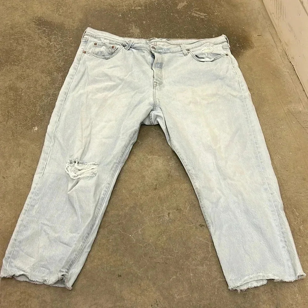 Levi’s premium 501 button fly jeans